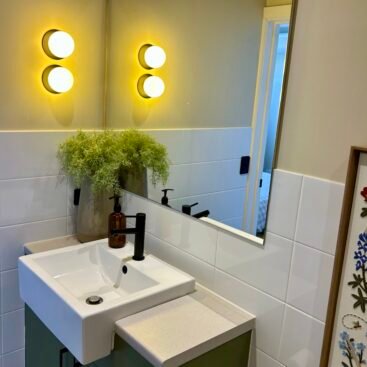 07D1E887-376C-4E04-B3AA-4D76852E90F5_1_201_a